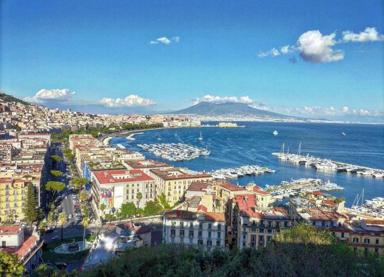 Napoli Flower'S Bed & Breakfast Екстериор снимка