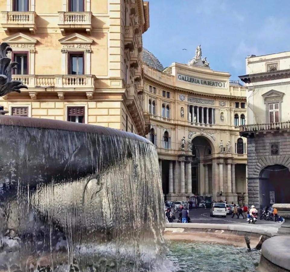 Napoli Flower'S Bed & Breakfast Екстериор снимка